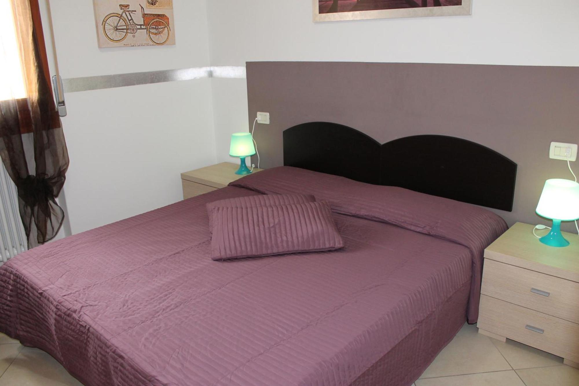 Residence La Madonnina Peschiera del Garda Bilik gambar